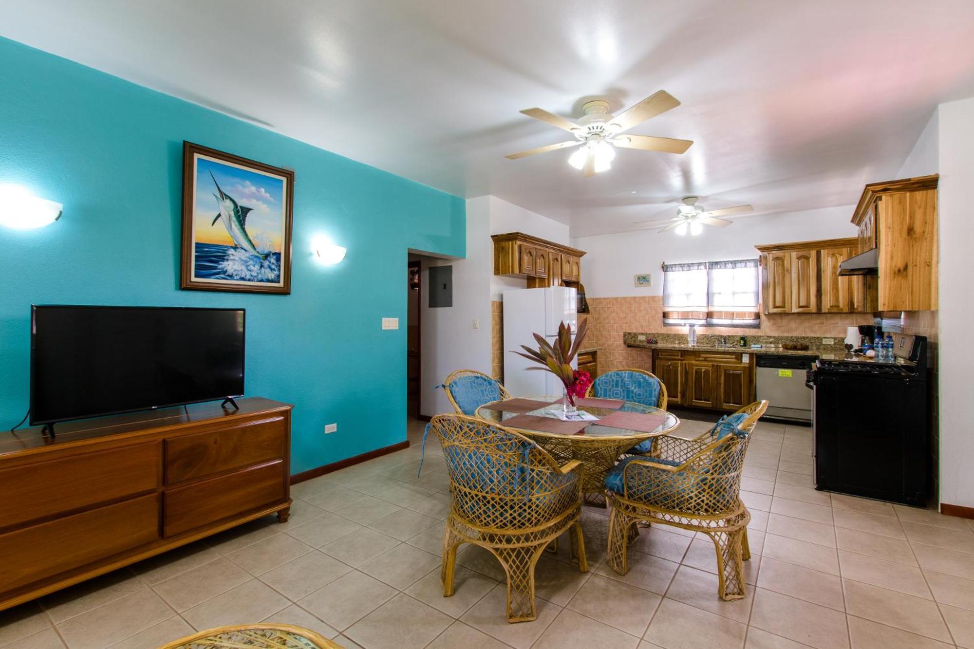 Miramar Suites Placencia 部屋 写真