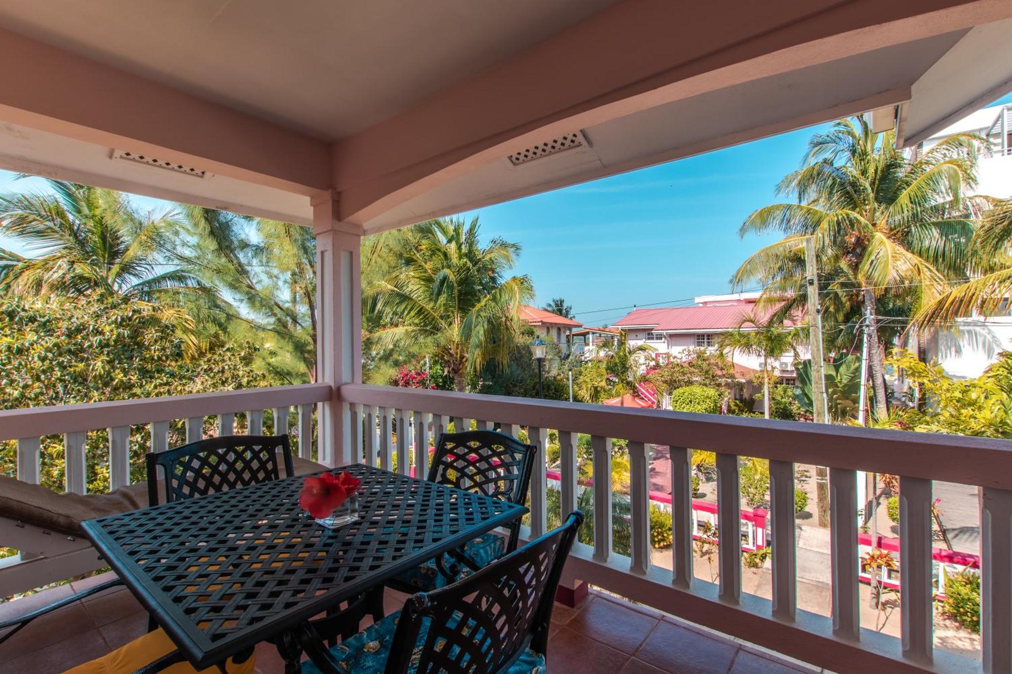 Miramar Suites Placencia 部屋 写真
